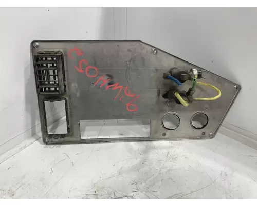 Freightliner FLD120 Dash Assembly