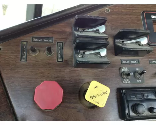 Freightliner FLD120 Dash Panel