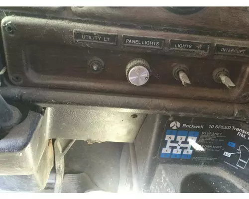 Freightliner FLD120 Dash Panel