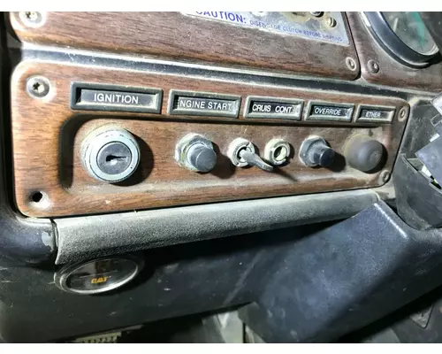 Freightliner FLD120 Dash Panel