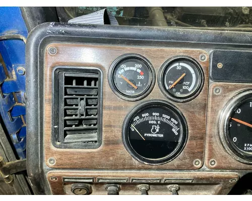 Freightliner FLD120 Dash Panel