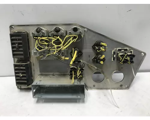 Freightliner FLD120 Dash Panel