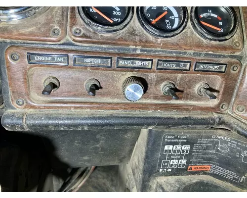 Freightliner FLD120 Dash Panel