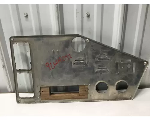 Freightliner FLD120 Dash Panel