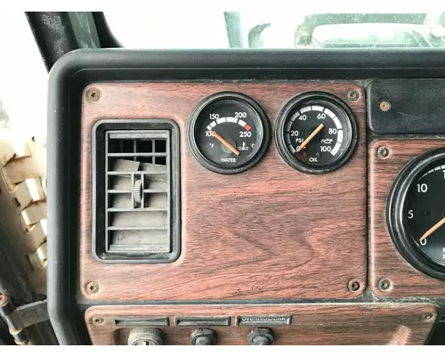 Freightliner FLD120 Dash Panel