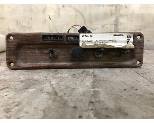 Freightliner FLD120 Dash Panel