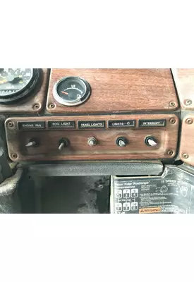 Freightliner FLD120 Dash Panel