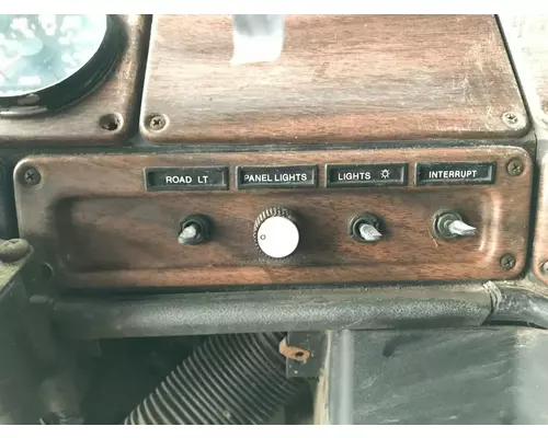 Freightliner FLD120 Dash Panel