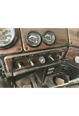 Freightliner FLD120 Dash Panel