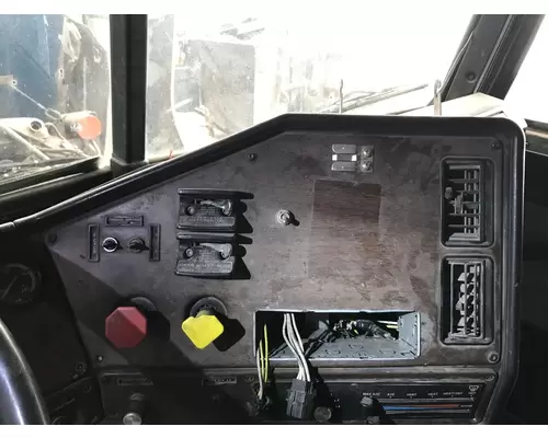 Freightliner FLD120 Dash Panel