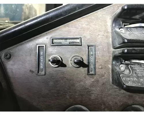 Freightliner FLD120 Dash Panel