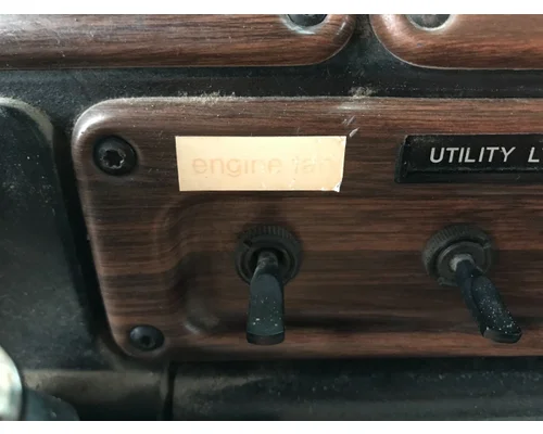 Freightliner FLD120 Dash Panel