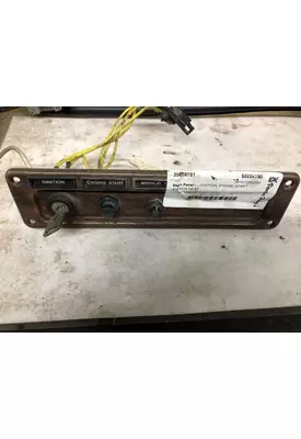 Freightliner FLD120 Dash Panel