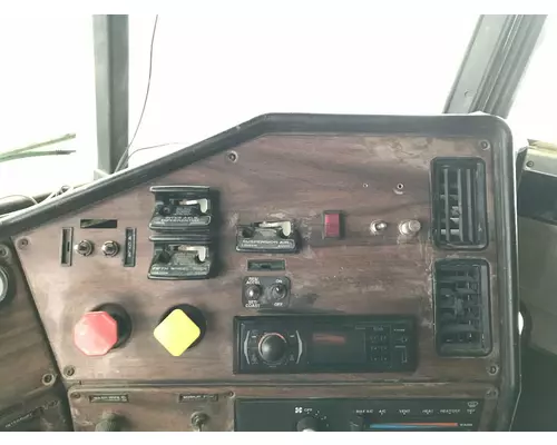 Freightliner FLD120 Dash Panel