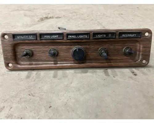 Freightliner FLD120 Dash Panel