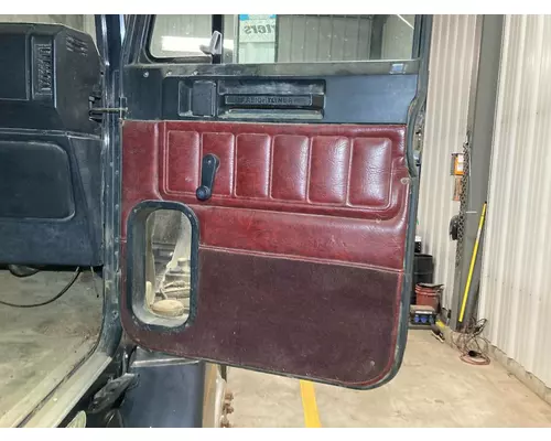 Freightliner FLD120 Door Assembly, Front