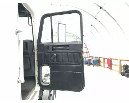 Freightliner FLD120 Door Assembly, Front