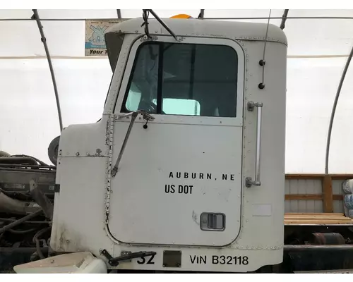 Freightliner FLD120 Door Assembly, Front