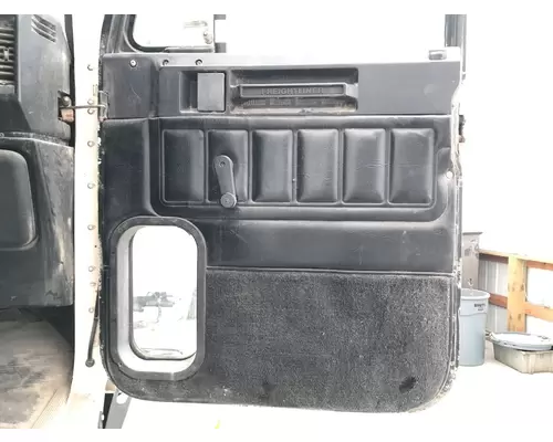 Freightliner FLD120 Door Assembly, Front