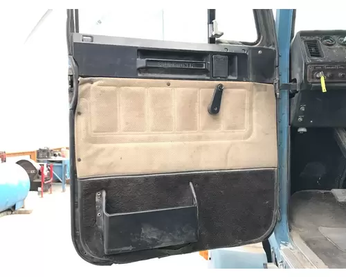 Freightliner FLD120 Door Assembly, Front