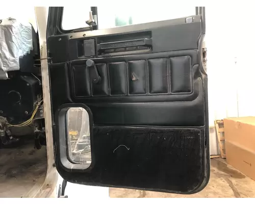 Freightliner FLD120 Door Assembly, Front