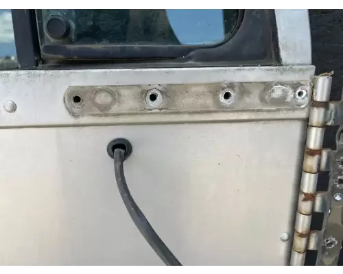 Freightliner FLD120 Door Assembly, Front