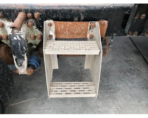 Freightliner FLD120 Engine Brackets, Misc.