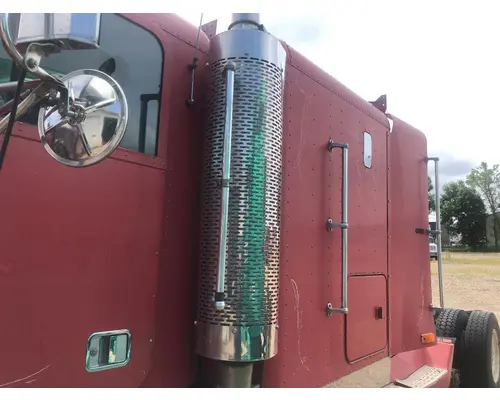 Freightliner FLD120 Exhaust Guard