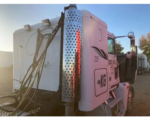 Freightliner FLD120 Exhaust Guard