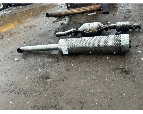 Freightliner FLD120 Exhaust Pipe