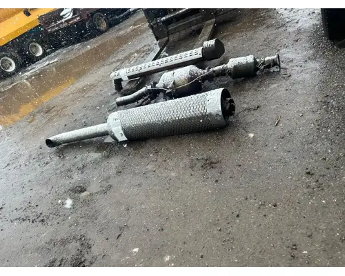 Freightliner FLD120 Exhaust Pipe