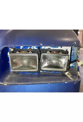 Freightliner FLD120 Headlamp Assembly