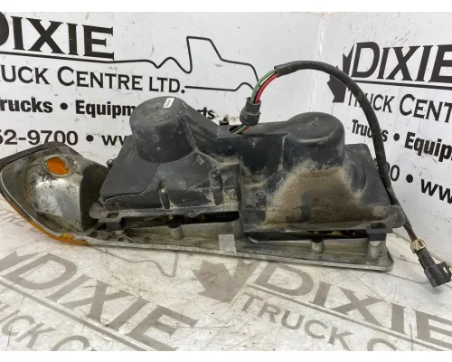 Freightliner FLD120 Headlamp Assembly