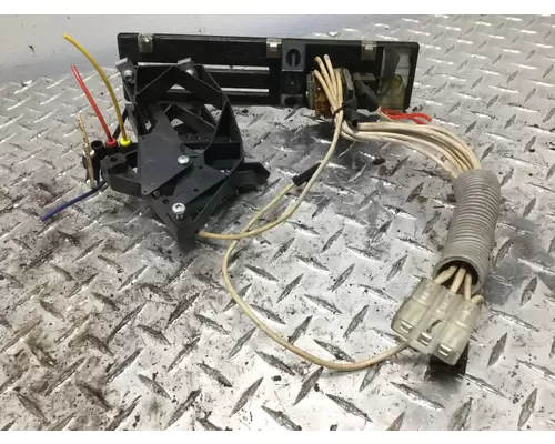 Freightliner FLD120 Heater & AC Temperature Control