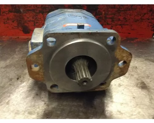 Freightliner FLD120 Hydraulic Pump