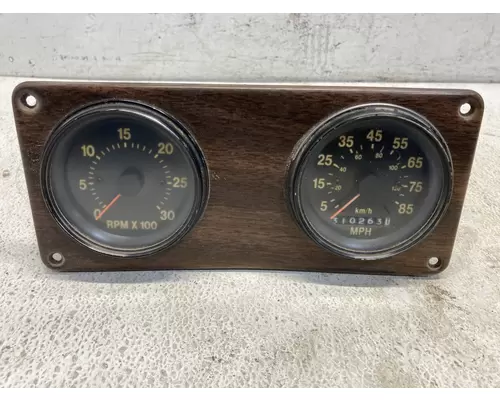 Freightliner FLD120 Instrument Cluster