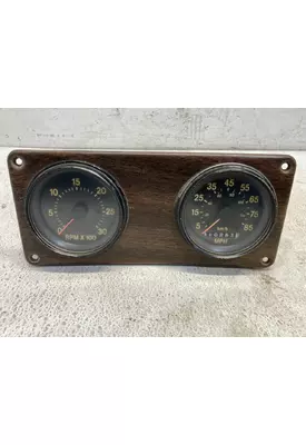 Freightliner FLD120 Instrument Cluster