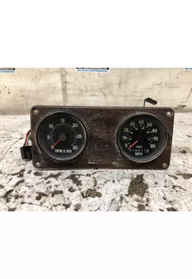 Freightliner FLD120 Instrument Cluster