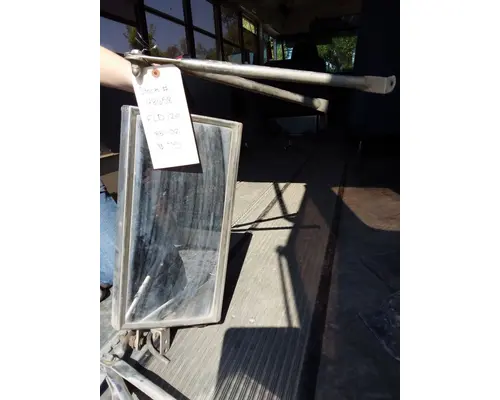 Freightliner FLD120 Mirror (Interior)