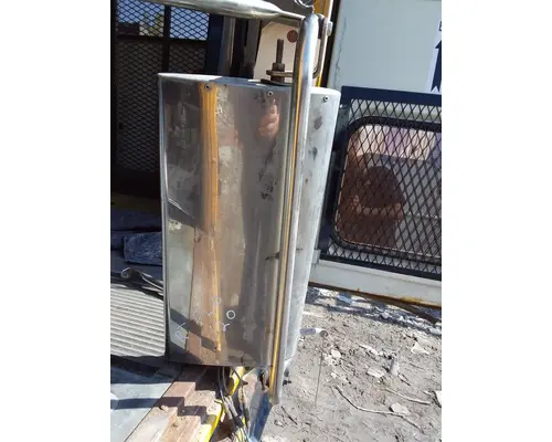 Freightliner FLD120 Mirror (Interior)