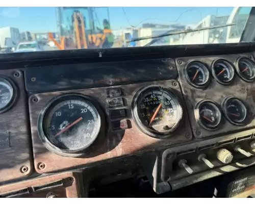 Freightliner FLD120 Miscellaneous Parts