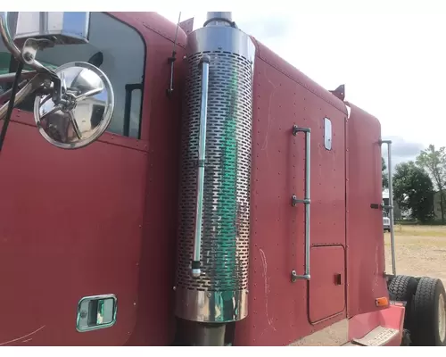 Freightliner FLD120 Muffler Shield