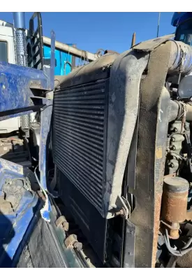 Freightliner FLD120 Radiator
