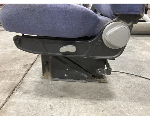 Freightliner FLD120 Seat (Air Ride Seat)