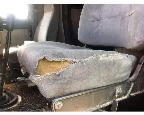 Freightliner FLD120 Seat (non-Suspension)