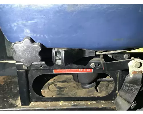 Freightliner FLD120 Seat (non-Suspension)