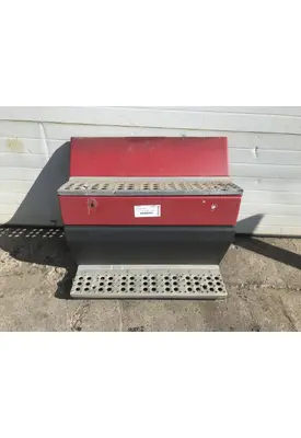 Freightliner FLD120 Skirt