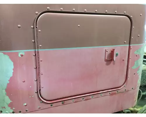 Freightliner FLD120 Sleeper Door