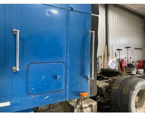 Freightliner FLD120 Sleeper Fairing