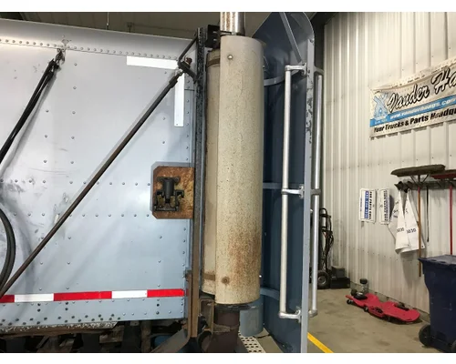 Freightliner FLD120 Sleeper Fairing